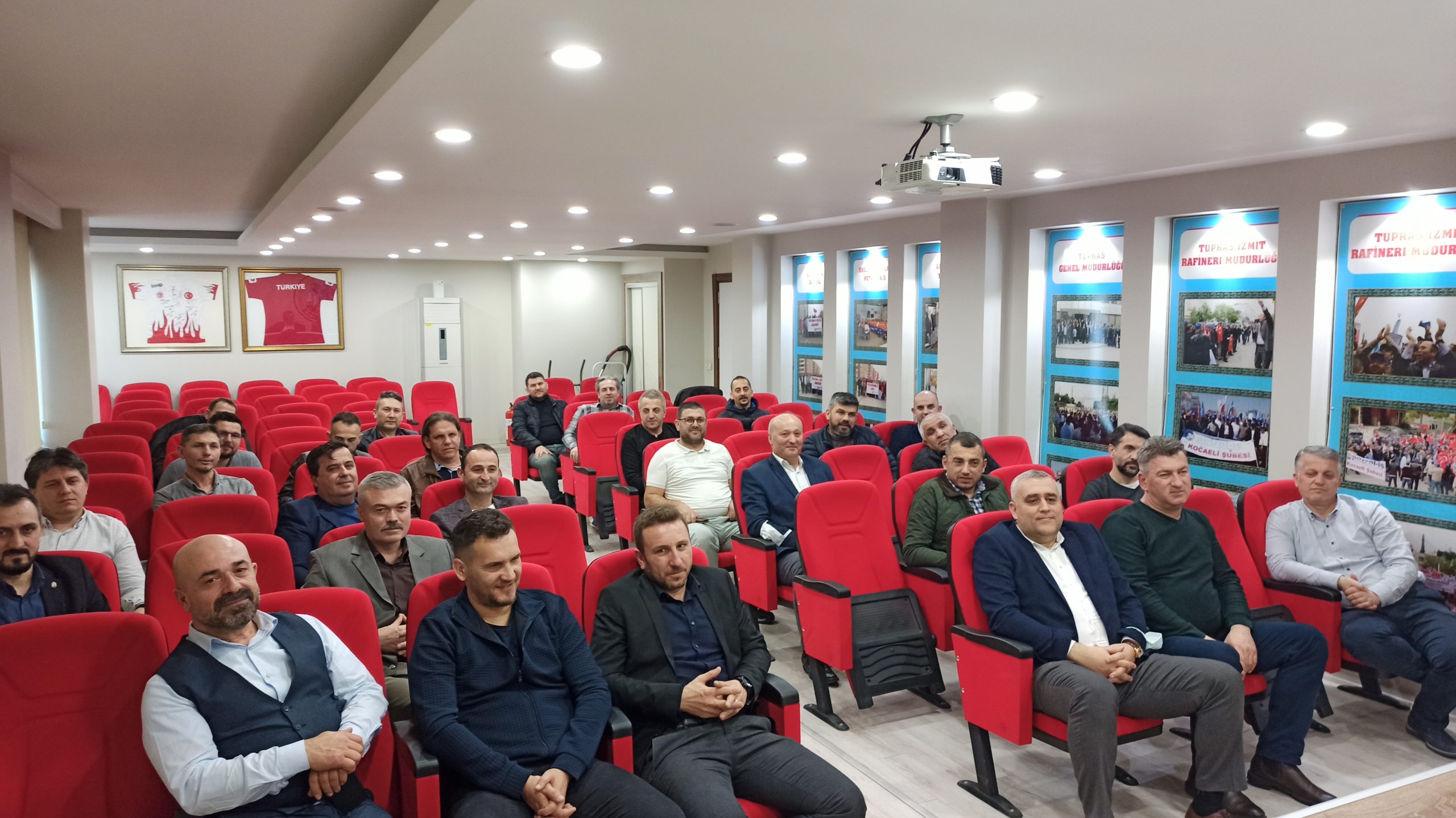 Merkez Yöneticilerimiz Kocaeli Şubemizin Temsilciler Kuruluna Katıldı