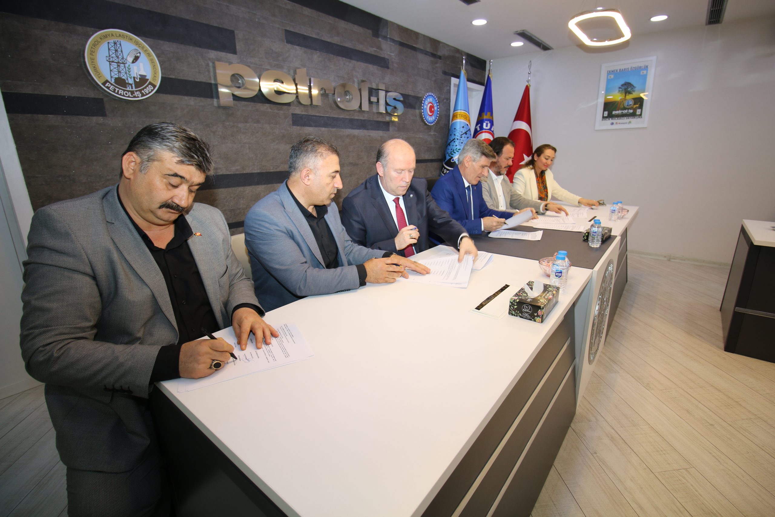 Alpla Plastik İşyerinde TİS İmzalandı