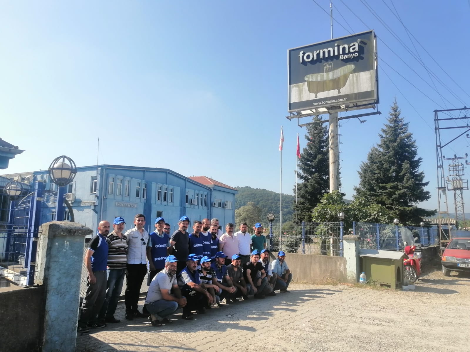 Genel Örgütlenme ve Eğitim Sekreterimiz Niyazi Recepkethüda’dan Ece Seramik Grevine Dayanışma Ziyareti