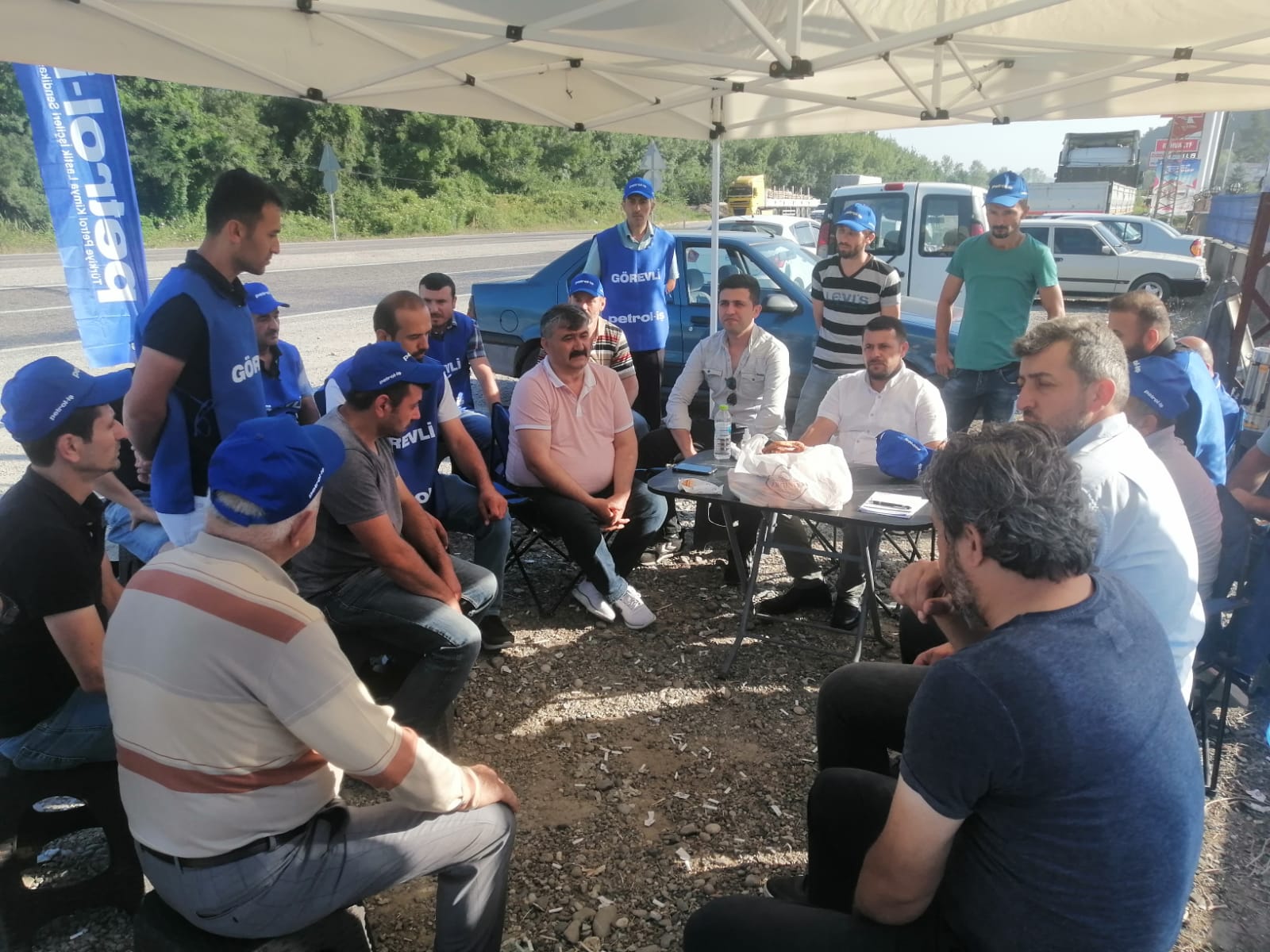 Genel Örgütlenme ve Eğitim Sekreterimiz Niyazi Recepkethüda’dan Ece Seramik Grevine Dayanışma Ziyareti