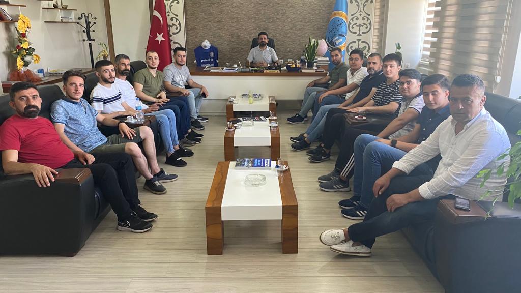 Batmanlı Gençlerden Sendikamıza Teşekkür ve Destek Ziyareti