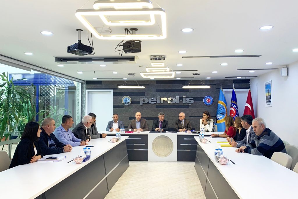 Gripin İlaç İşyerinde TİS İmzalandı