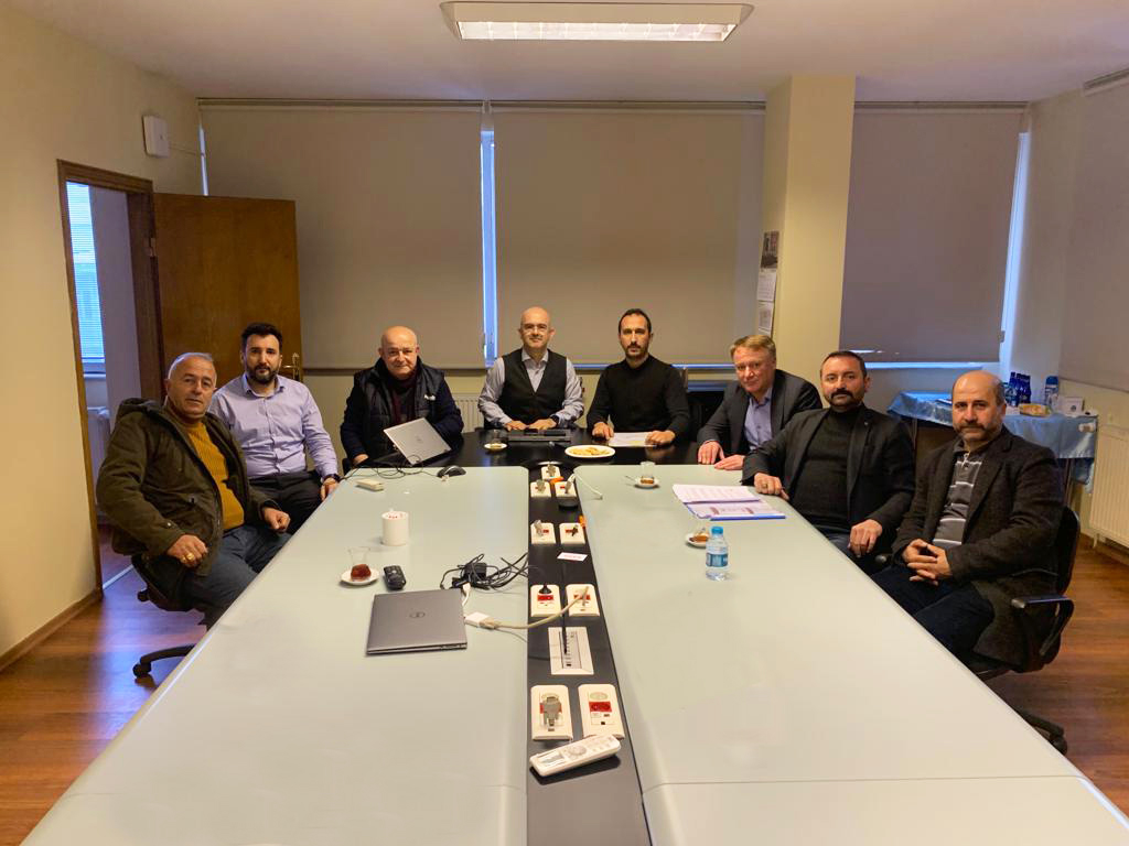 Arılı Plastik İşyerinde TİS İmzalandı