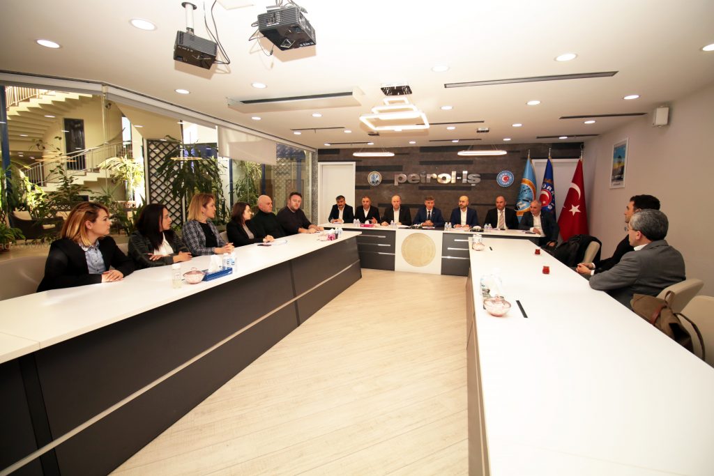 Yeni Örgütlendiğimiz Pas South İşyerinde TİS İmzalandı