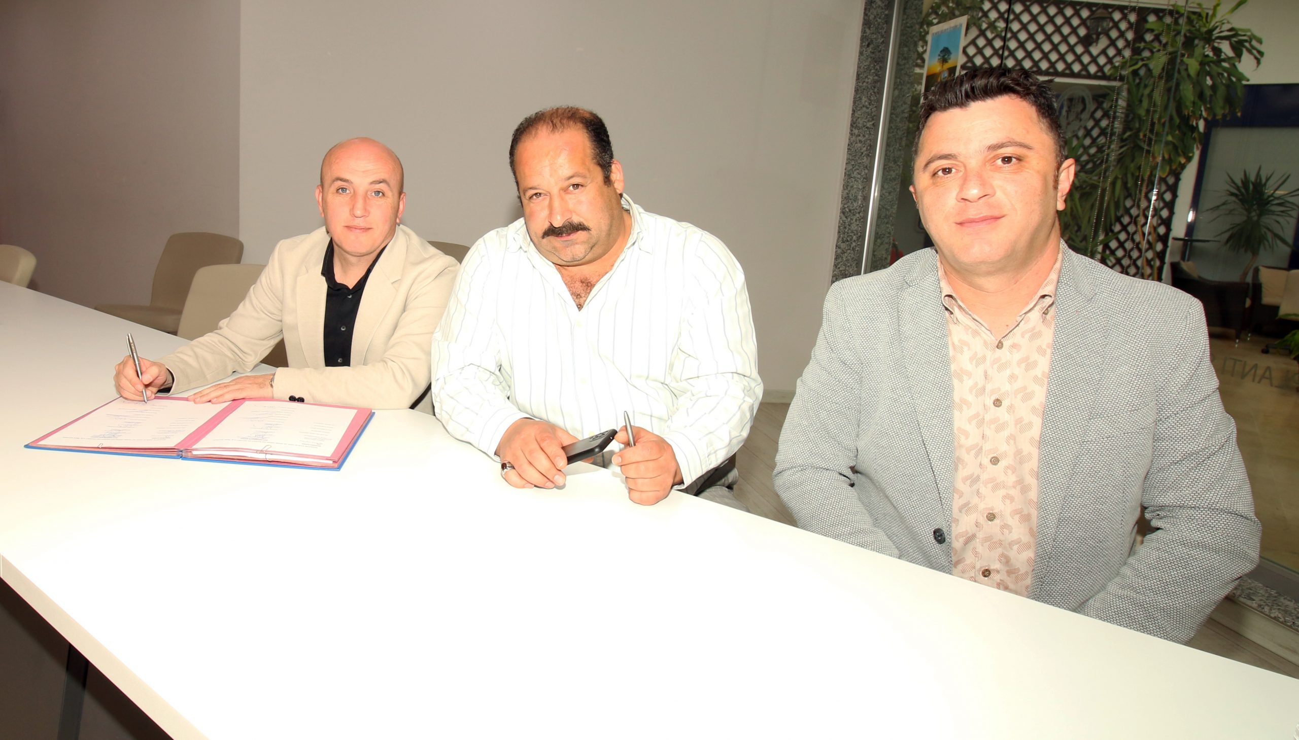 Novartis İşyerinde TİS İmzalandı