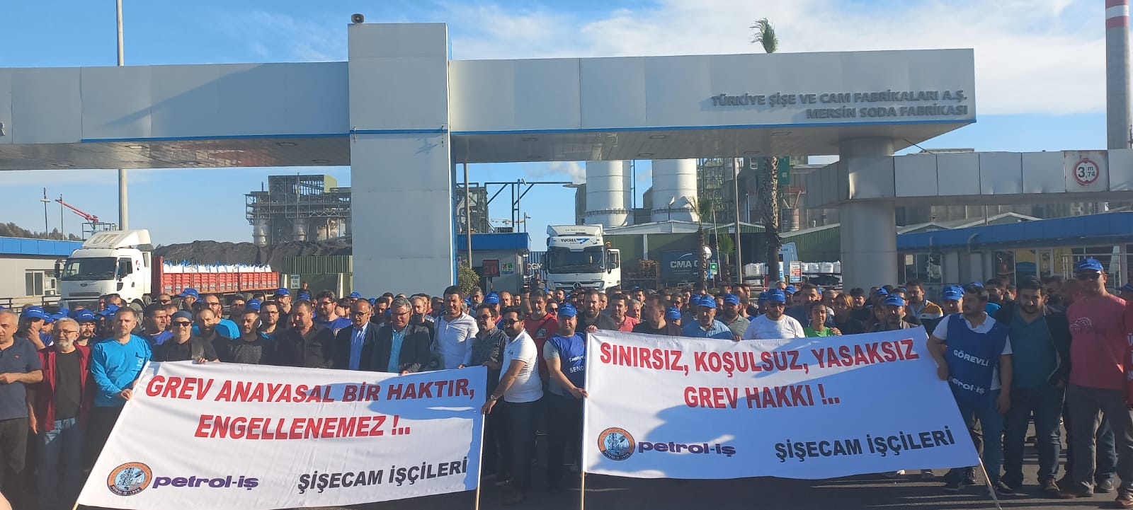 Mersin Şubemiz Soda Sanayi Önünde Eylem Yaparak Taleplerini Yineledi