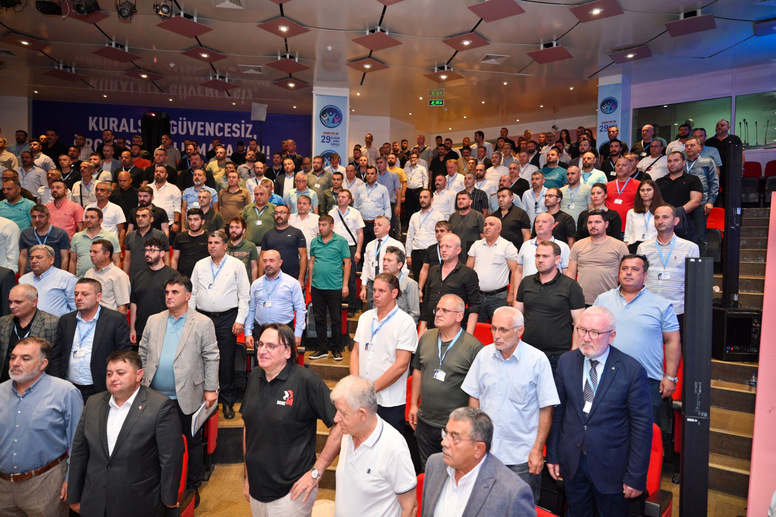 YENİ MERKEZ YÖNETİMİ BELİRLENDİ