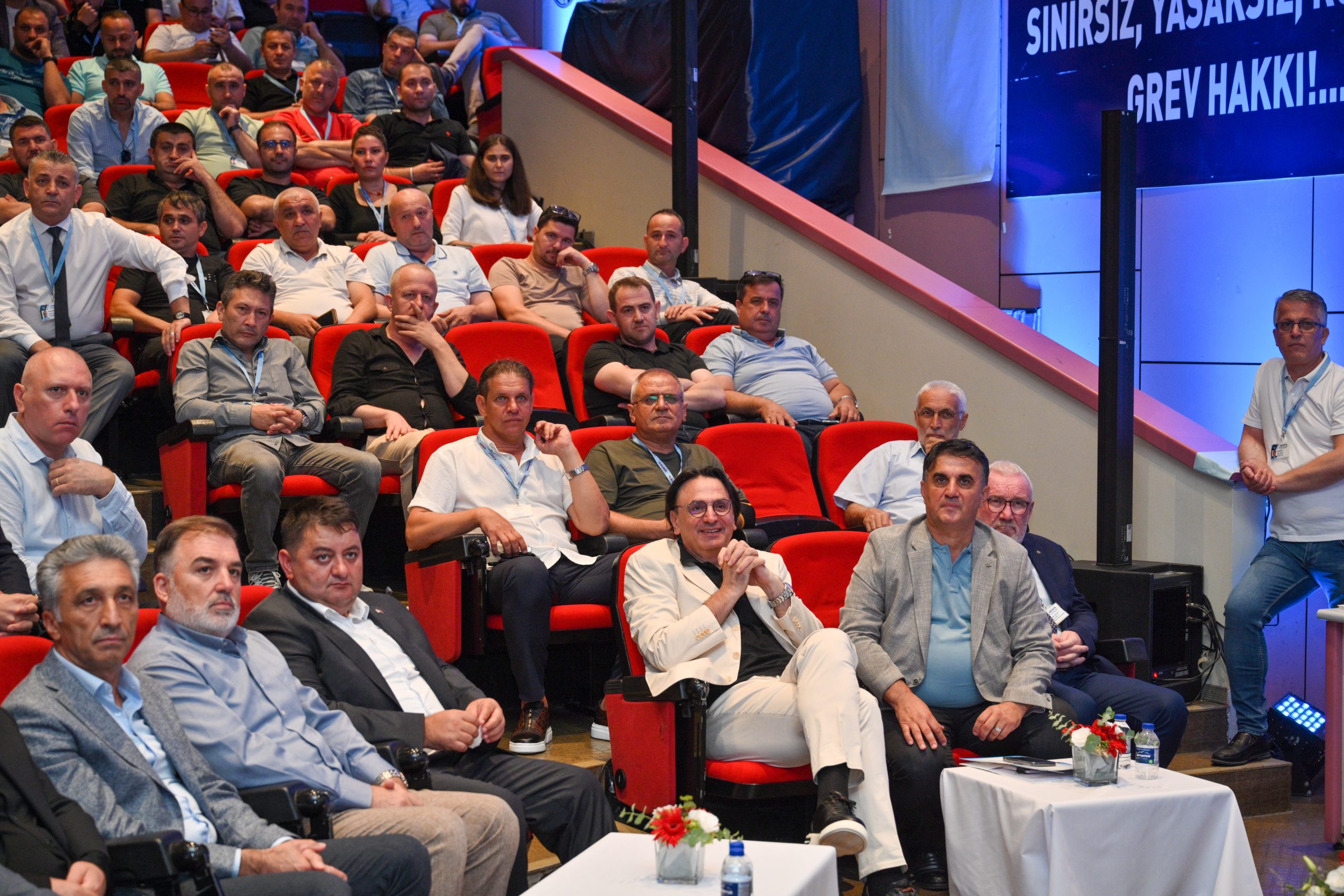 YENİ MERKEZ YÖNETİMİ BELİRLENDİ