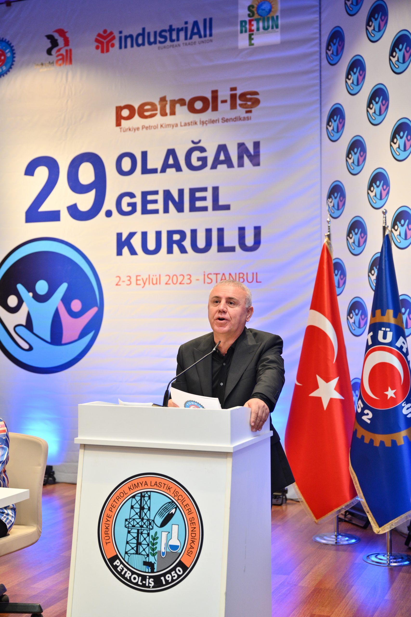 YENİ MERKEZ YÖNETİMİ BELİRLENDİ