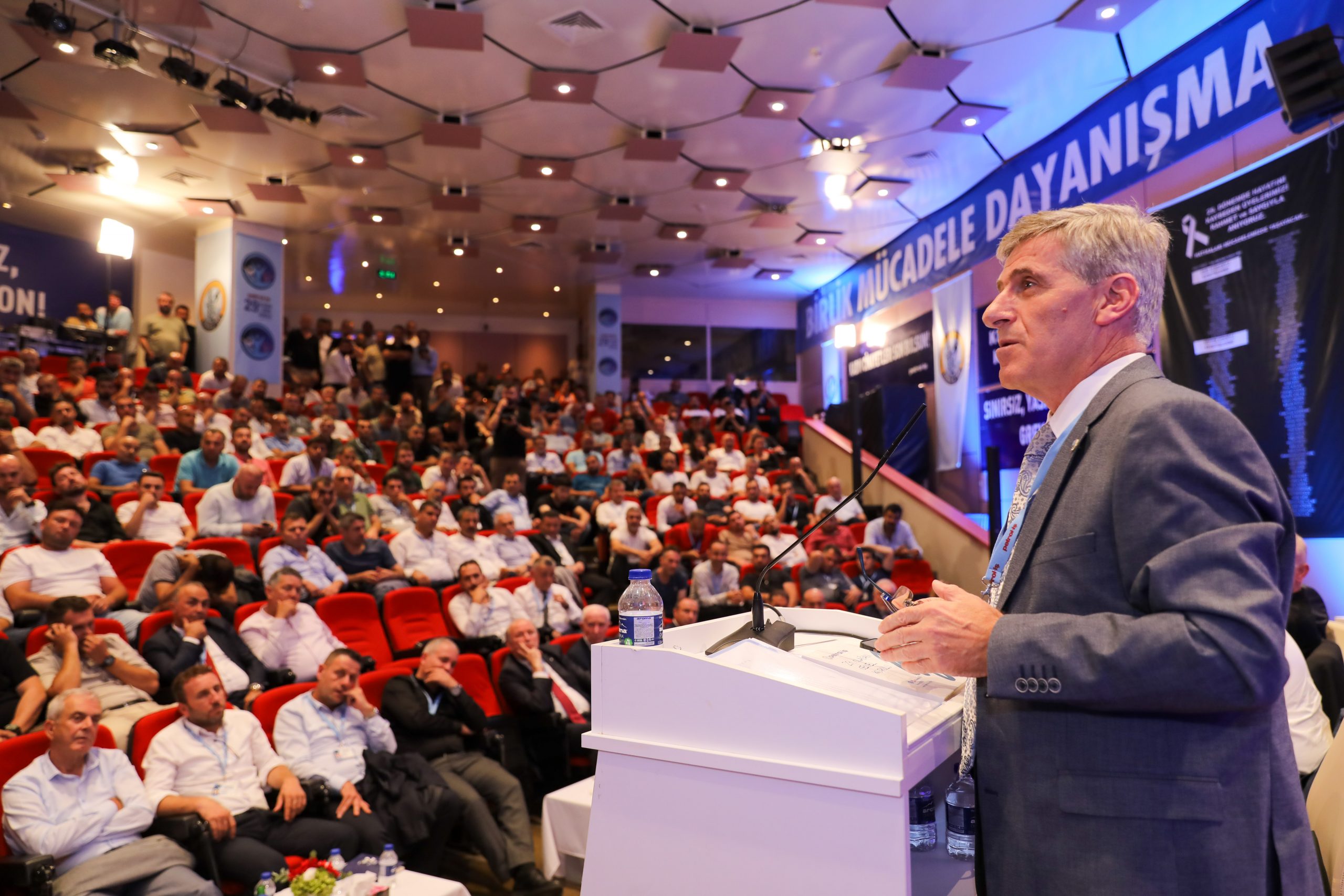 YENİ MERKEZ YÖNETİMİ BELİRLENDİ