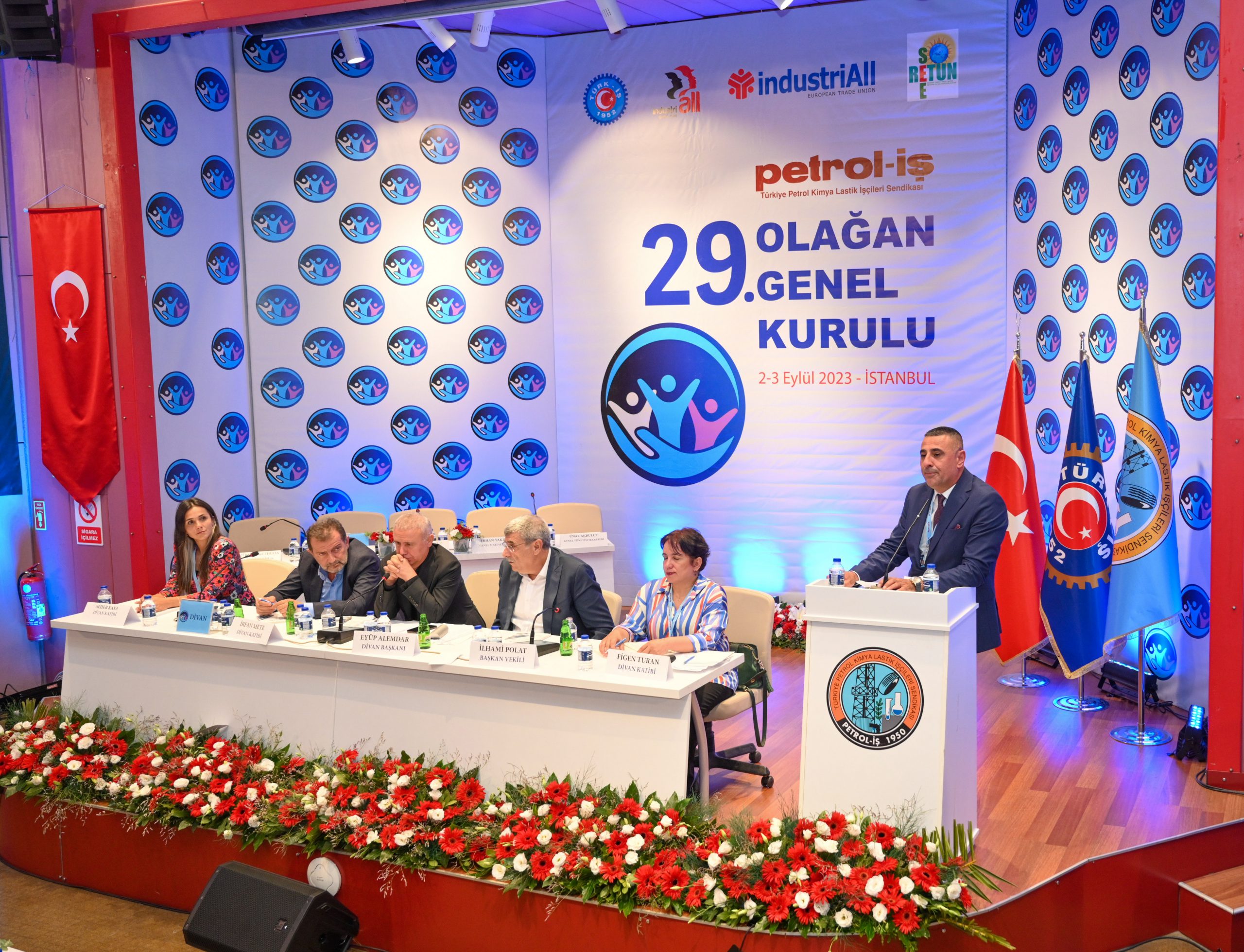 YENİ MERKEZ YÖNETİMİ BELİRLENDİ