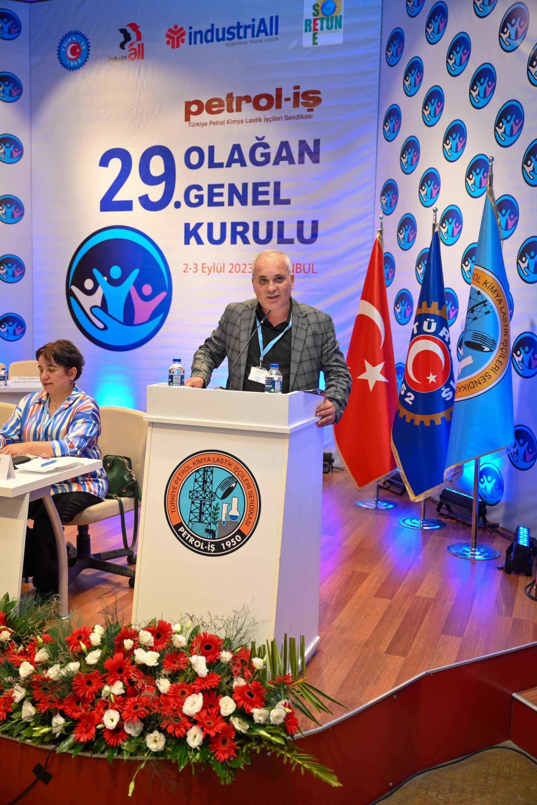 YENİ MERKEZ YÖNETİMİ BELİRLENDİ