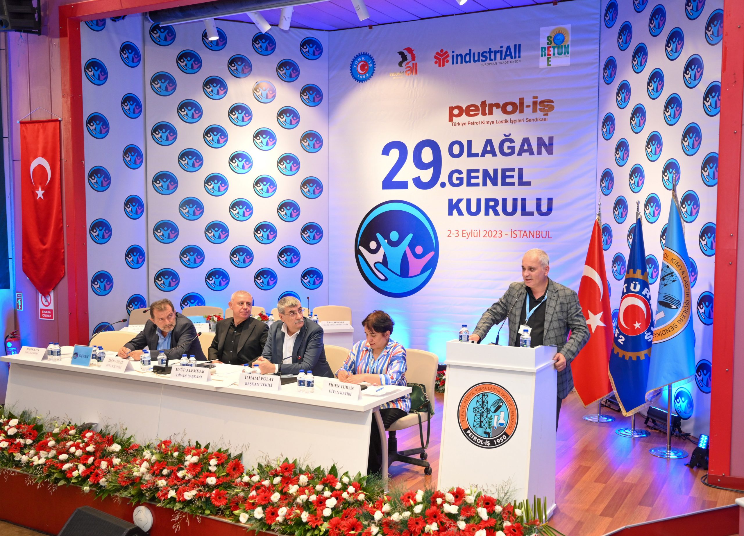 YENİ MERKEZ YÖNETİMİ BELİRLENDİ