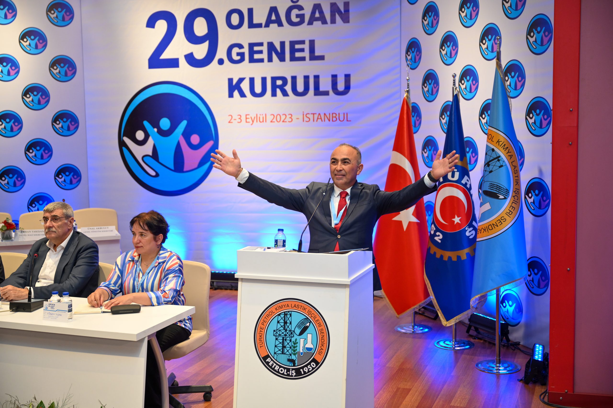 YENİ MERKEZ YÖNETİMİ BELİRLENDİ