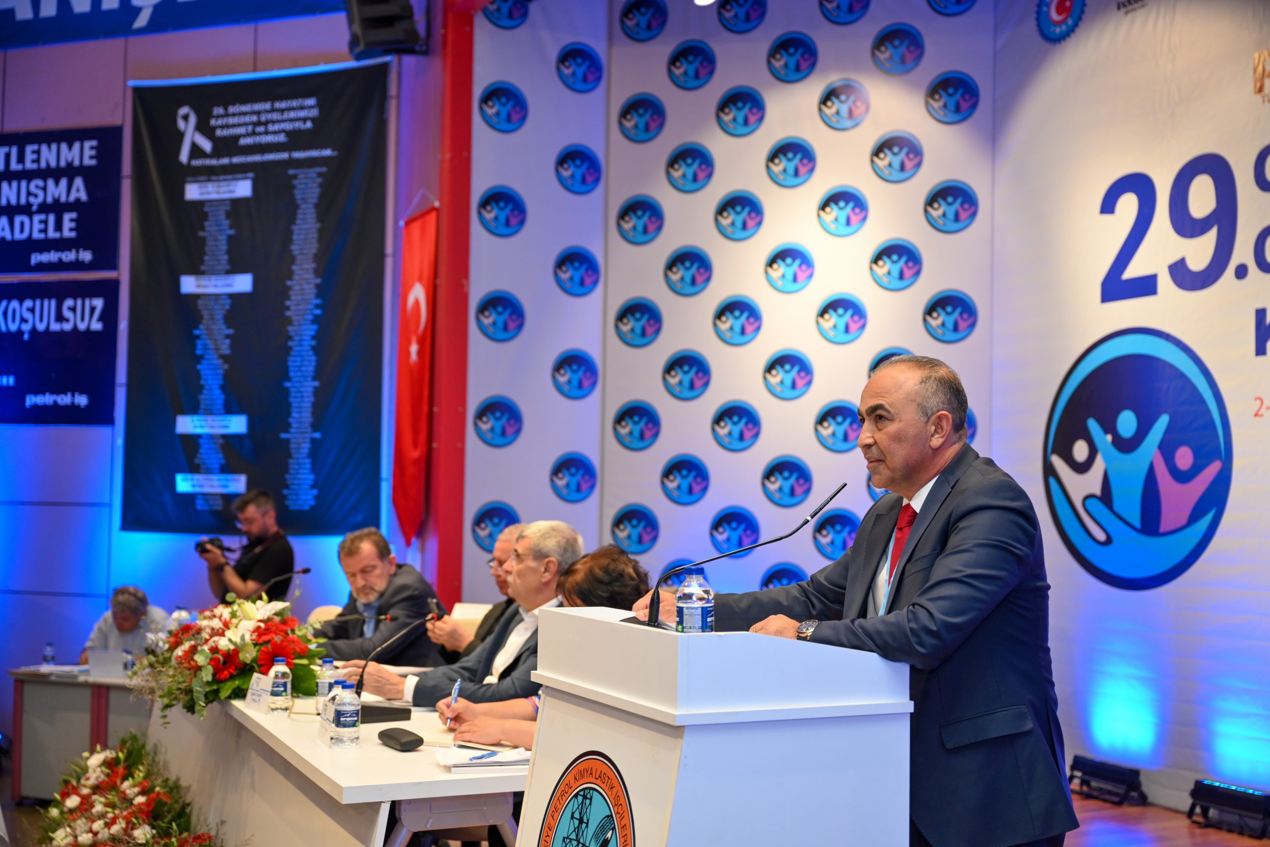 YENİ MERKEZ YÖNETİMİ BELİRLENDİ