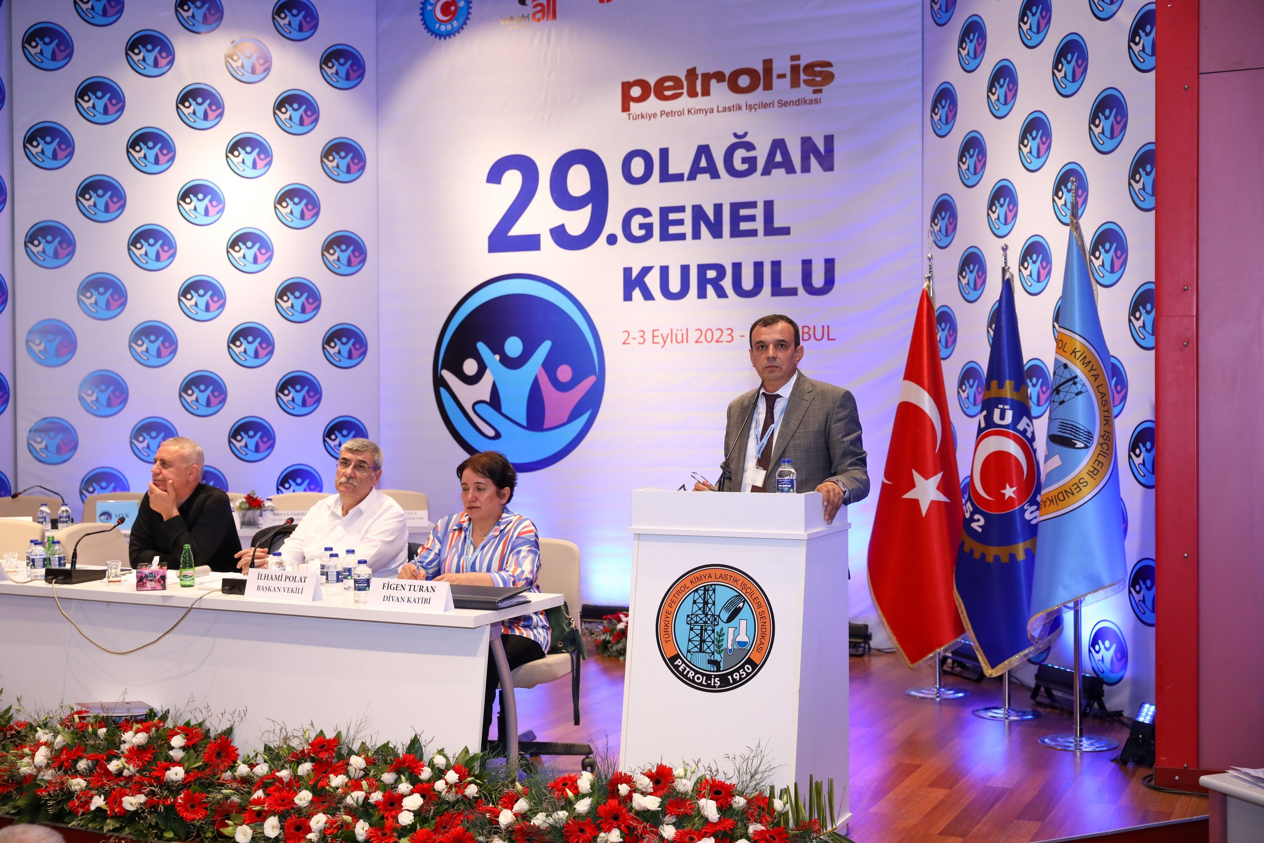 YENİ MERKEZ YÖNETİMİ BELİRLENDİ