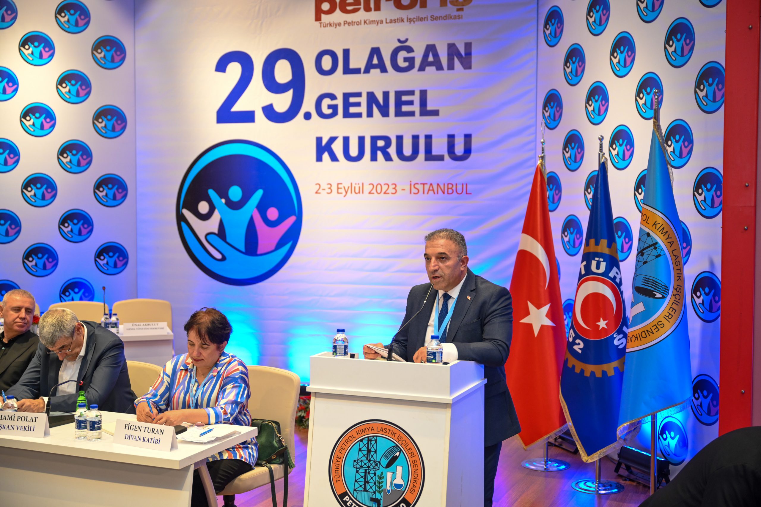 YENİ MERKEZ YÖNETİMİ BELİRLENDİ