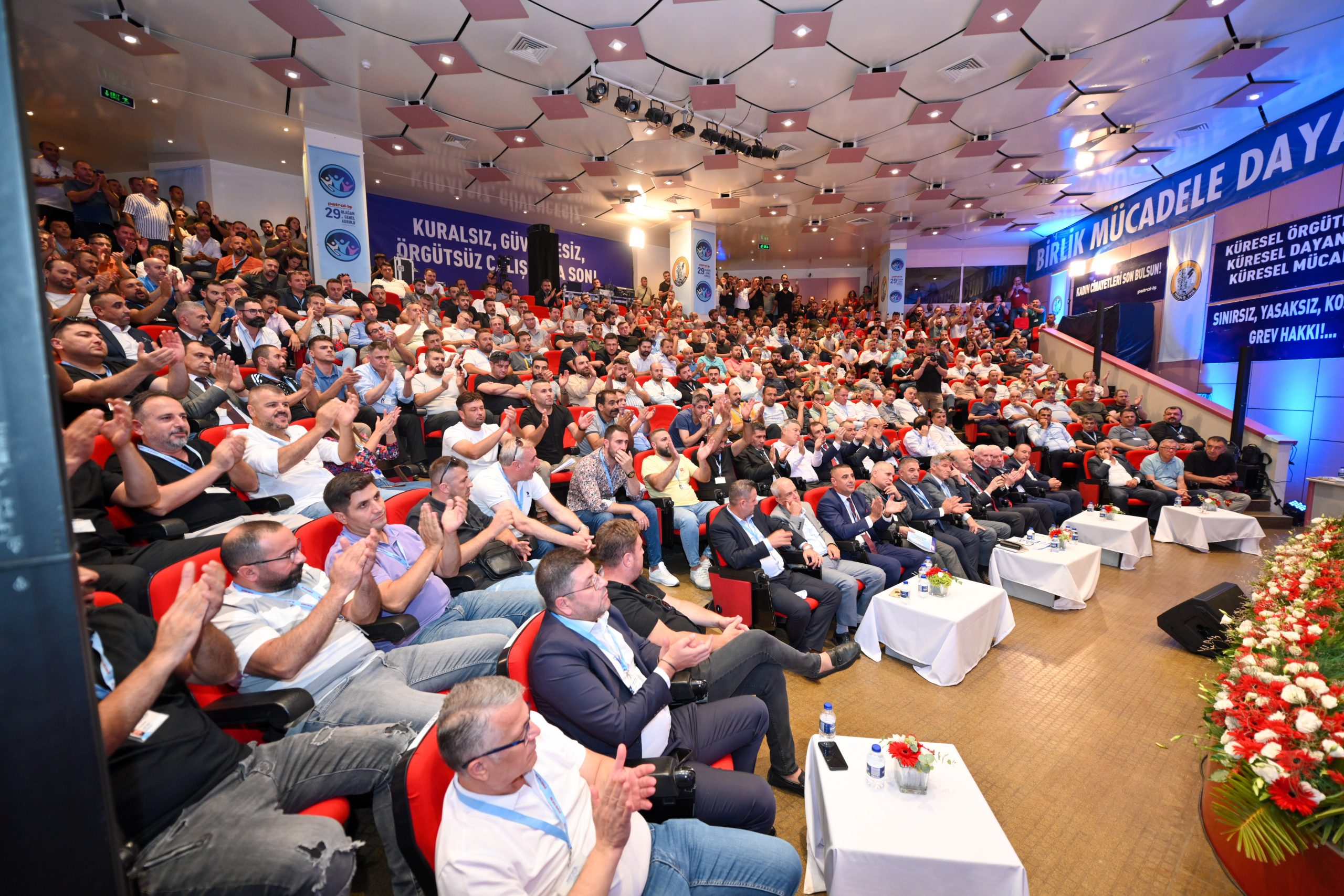 YENİ MERKEZ YÖNETİMİ BELİRLENDİ