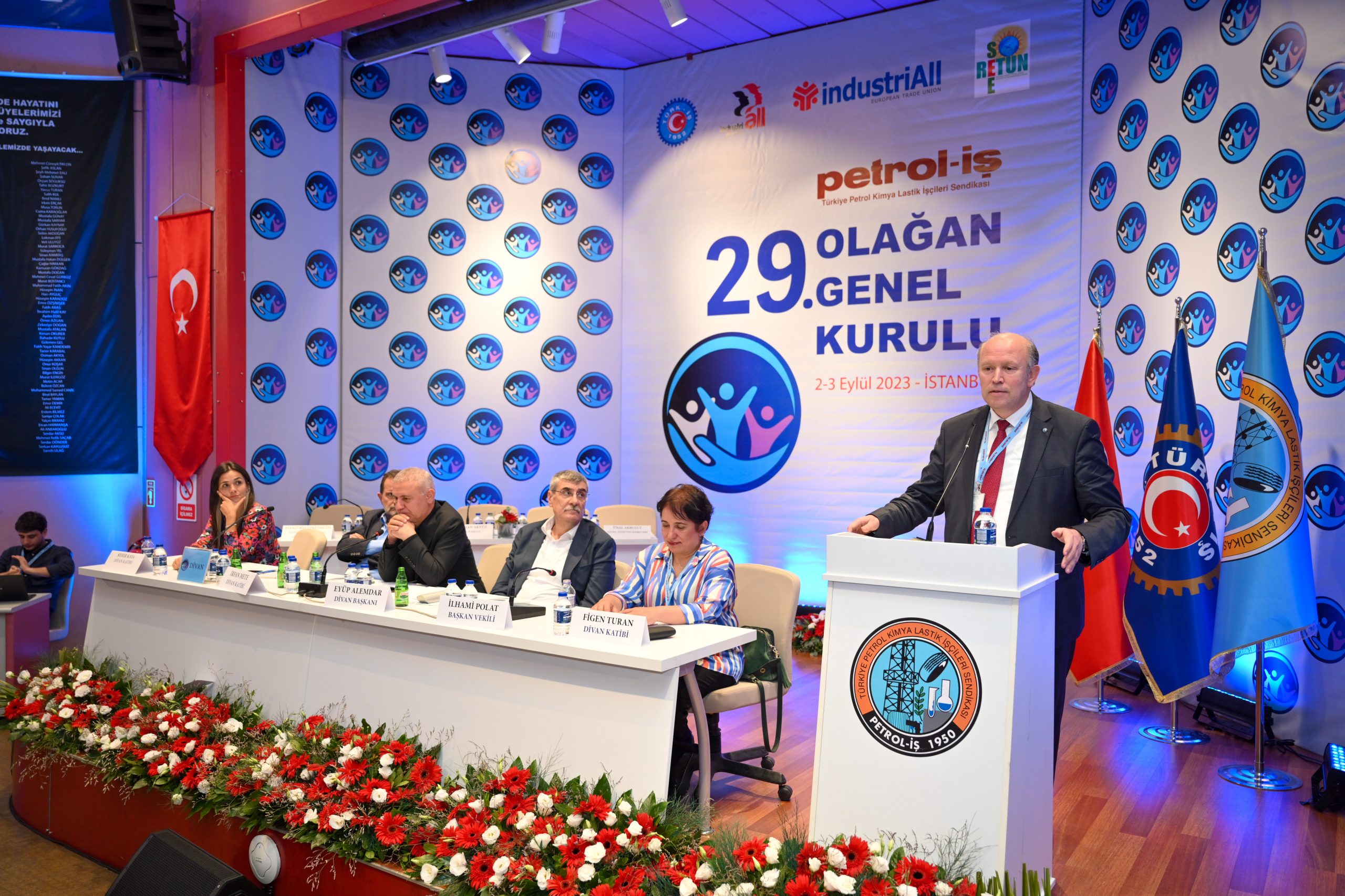 YENİ MERKEZ YÖNETİMİ BELİRLENDİ