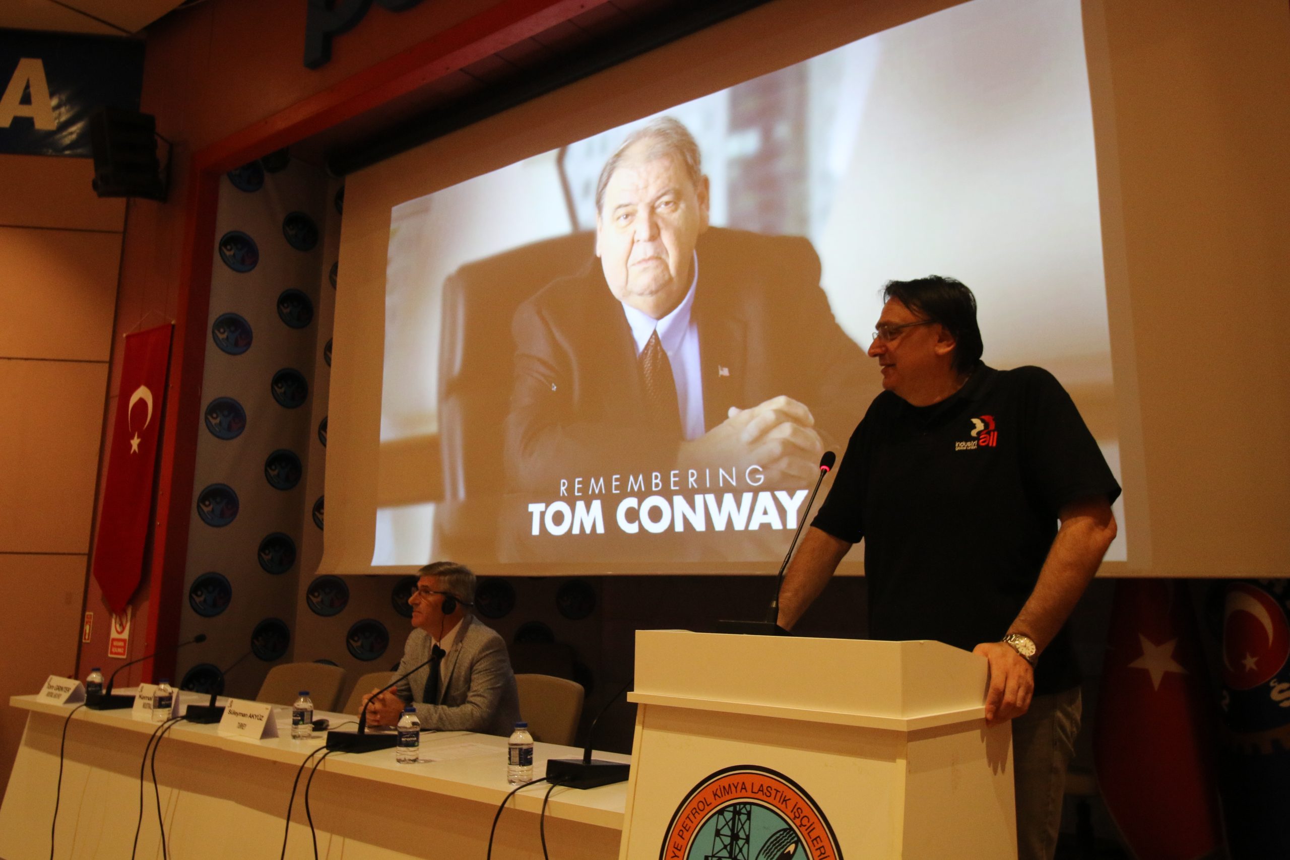 Dünya Kimya ve İlaç Sendikaları Toplantısı Başladı