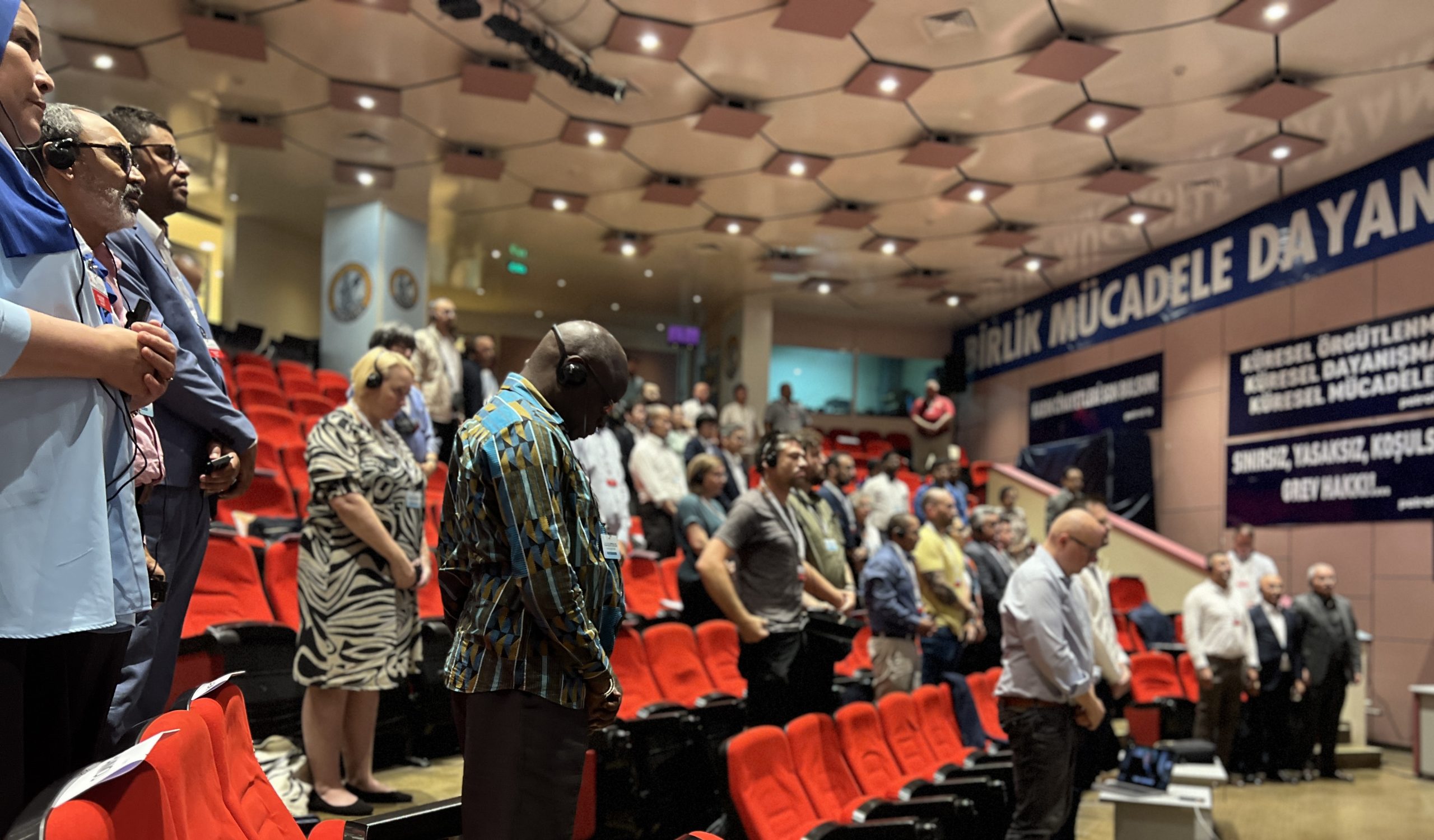 Dünya Kimya ve İlaç Sendikaları Toplantısı Başladı