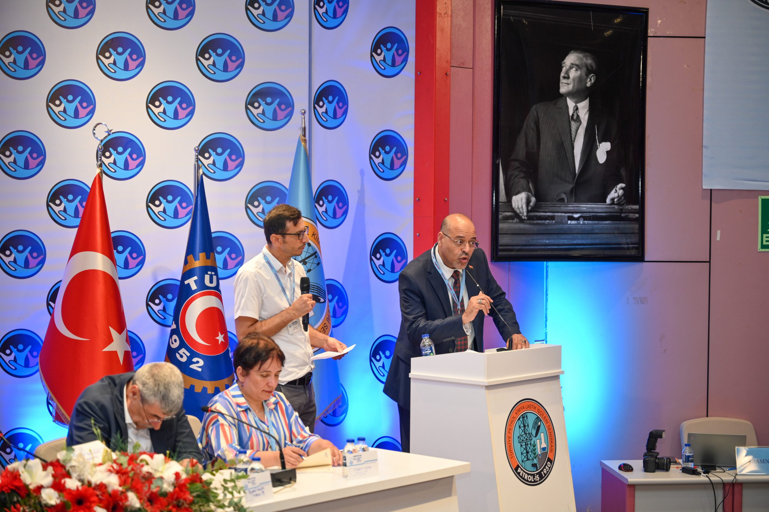 YENİ MERKEZ YÖNETİMİ BELİRLENDİ