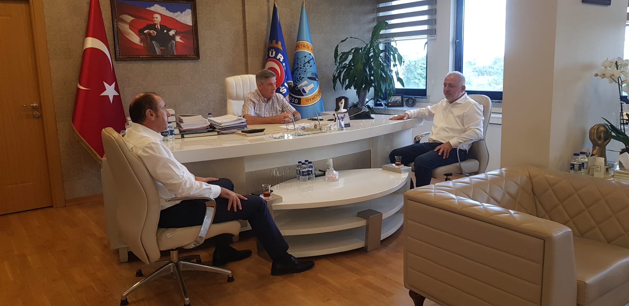 Genel Merkez Yöneticilerimiz Türk-İş Başkanı ile Bir Araya Geldi