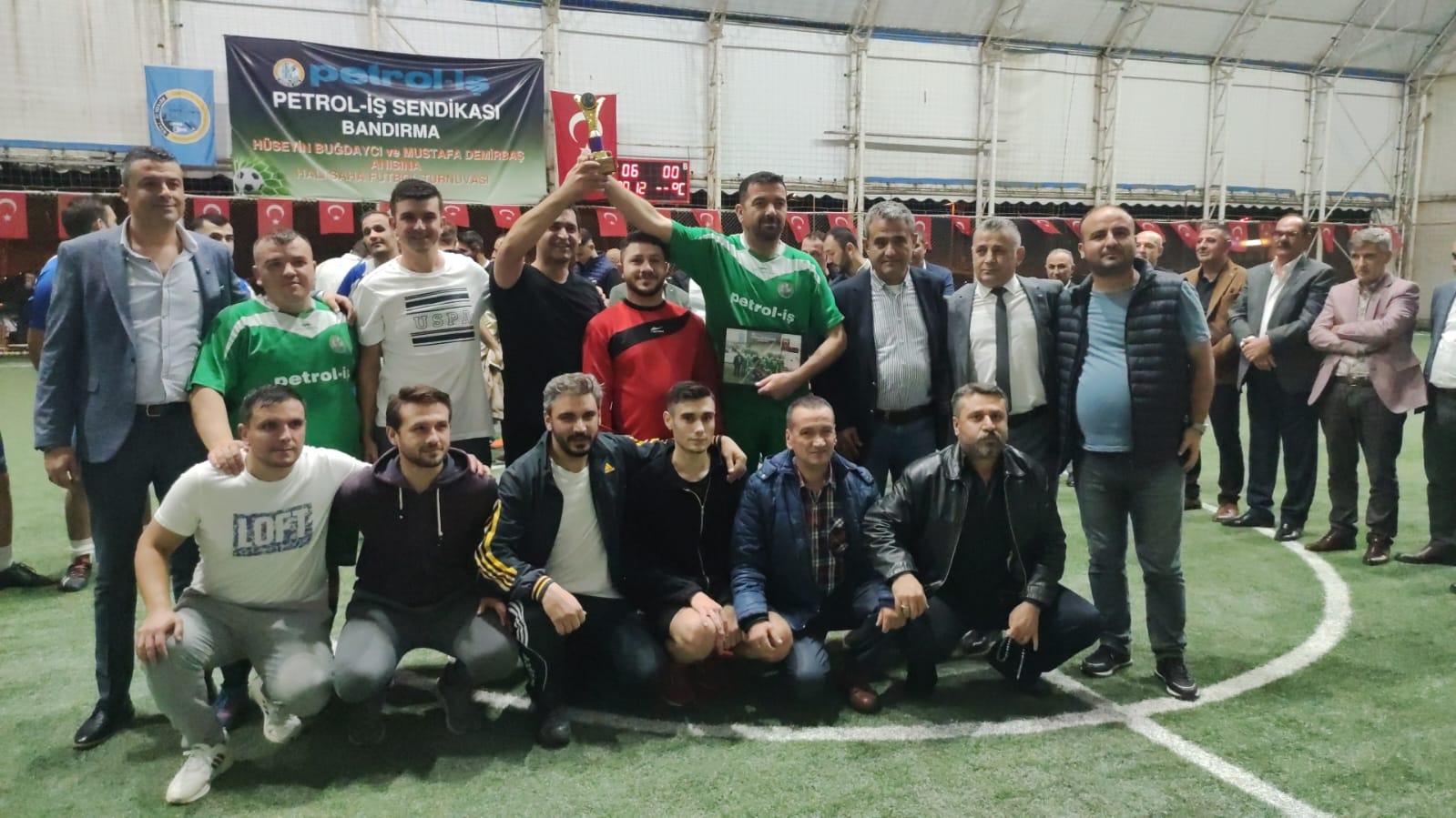Hüseyin Buğdaycı ve Mustafa Demirbaş Anısına Düzenlenen Futbol Turnuvası Sona Erdi