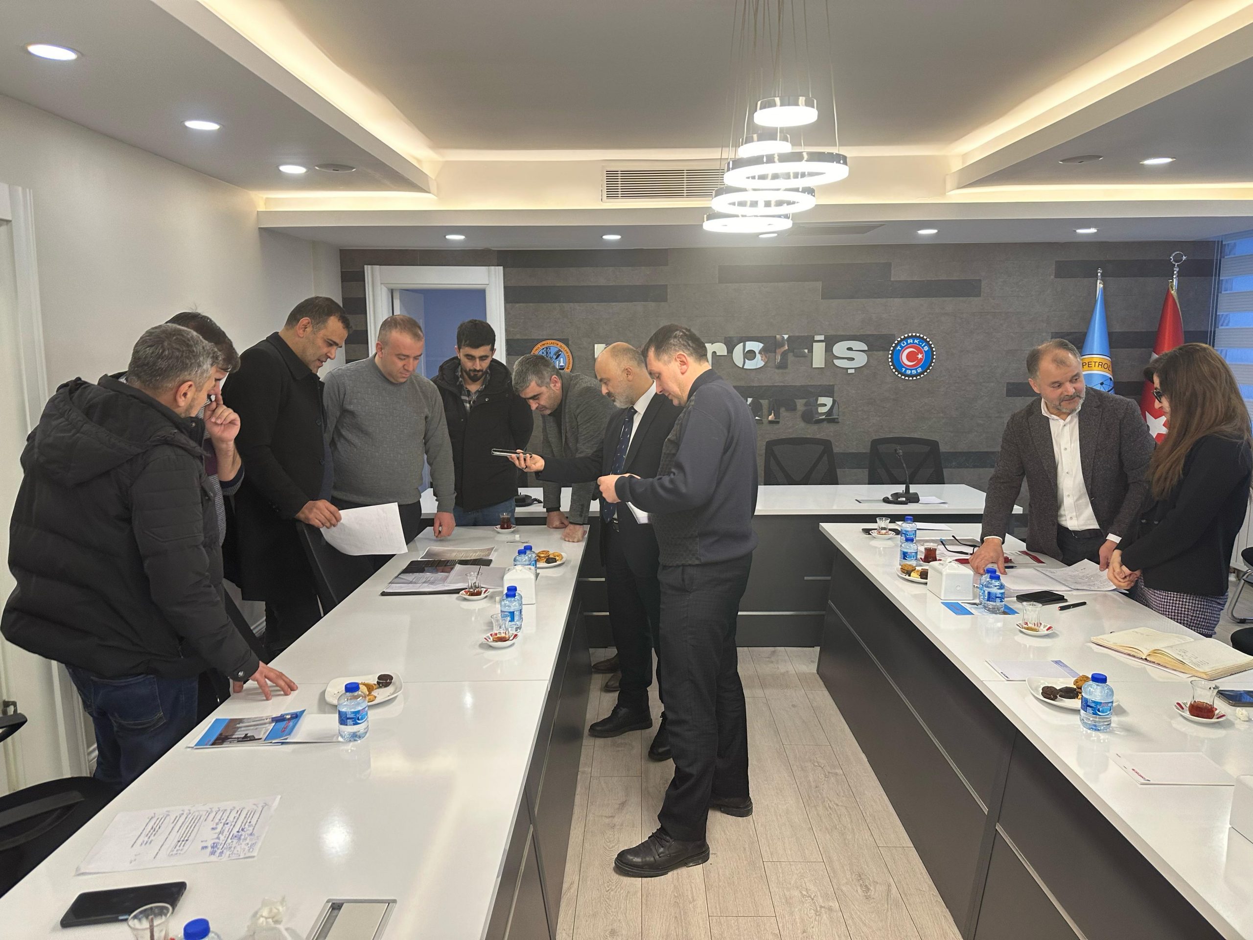 Petlas İşyerinde TİS İmzalandı