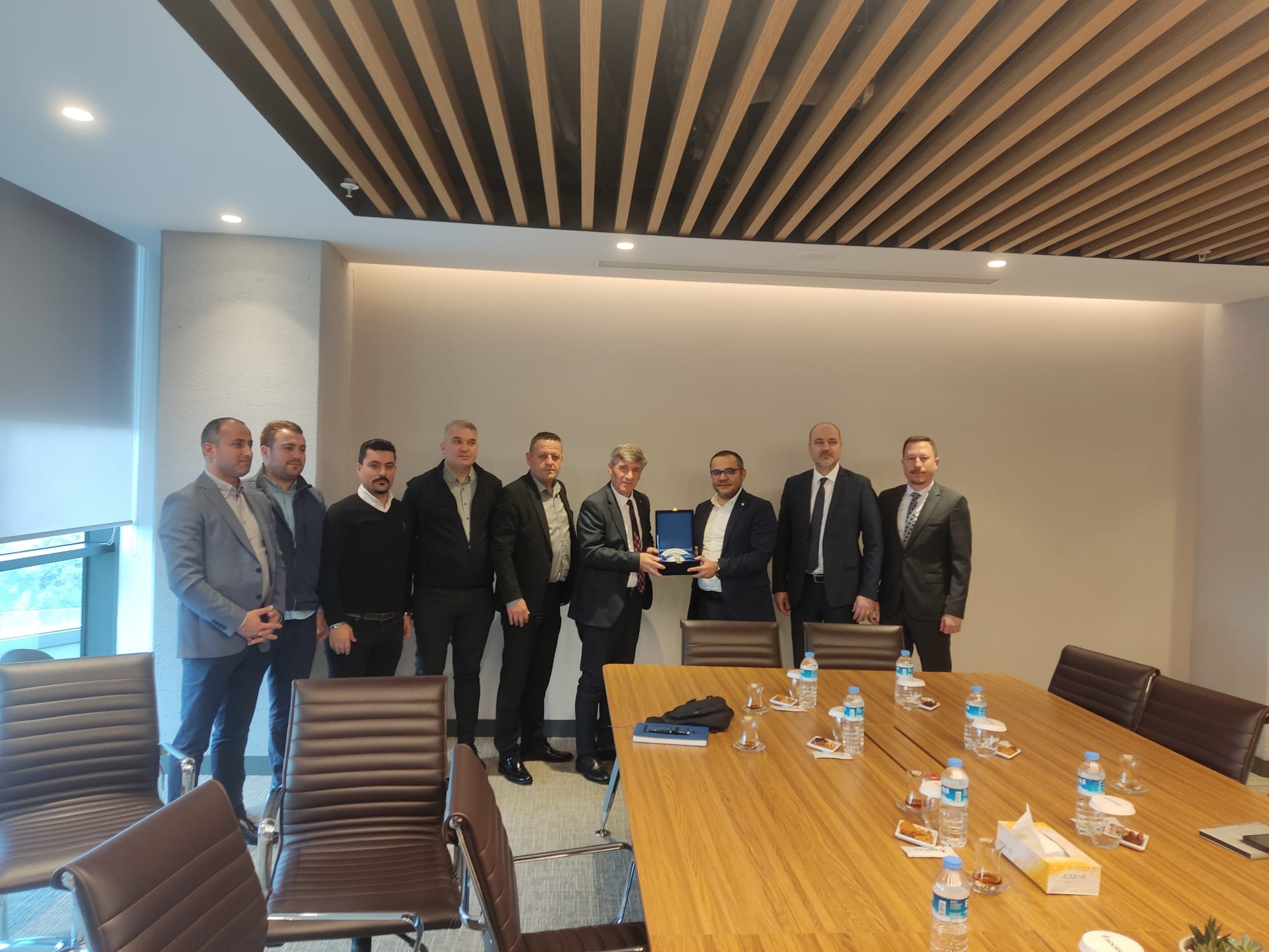 Genel Başkanımız ve Aliağa Şube Yönetimi SOCAR Heyeti ile Bir Araya Geldi