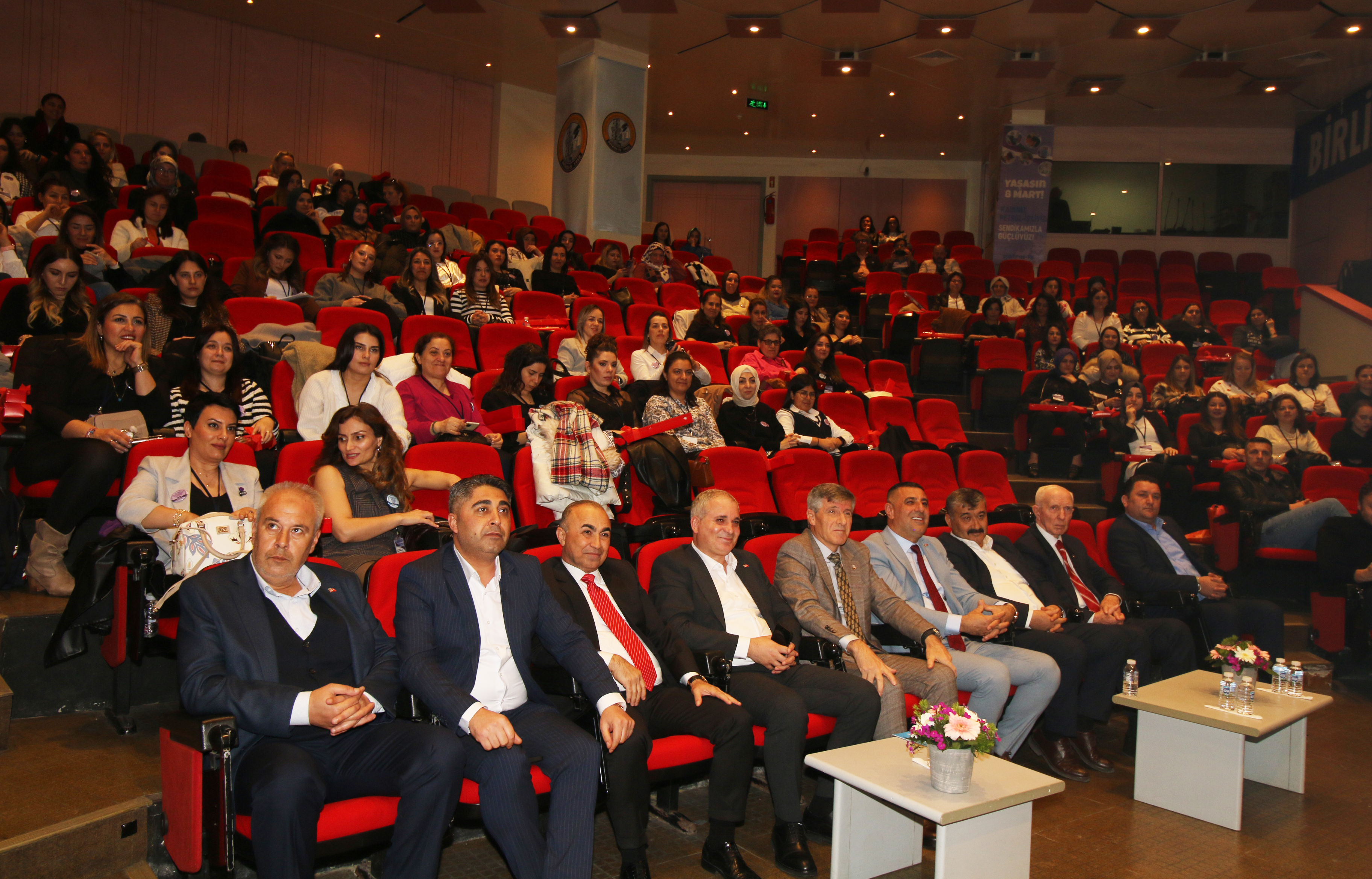 Aliağa Tüpraş’ta İş Bırakma Eylemleri Devam Ediyor