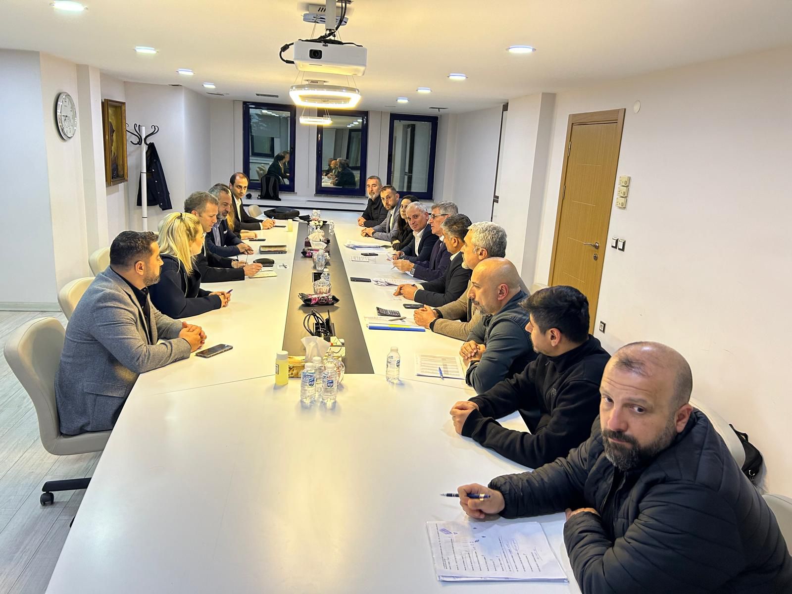 A Raymond İşyerinde TİS İmzalandı