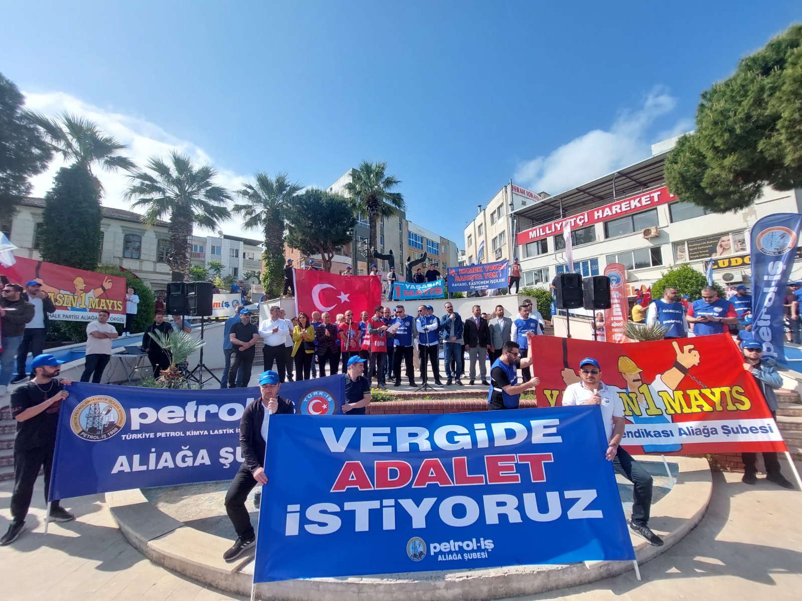 Aliağa Şubemiz 1 Mayıs Emek ve Dayanışma Gününü Coşkuyla Kutladı