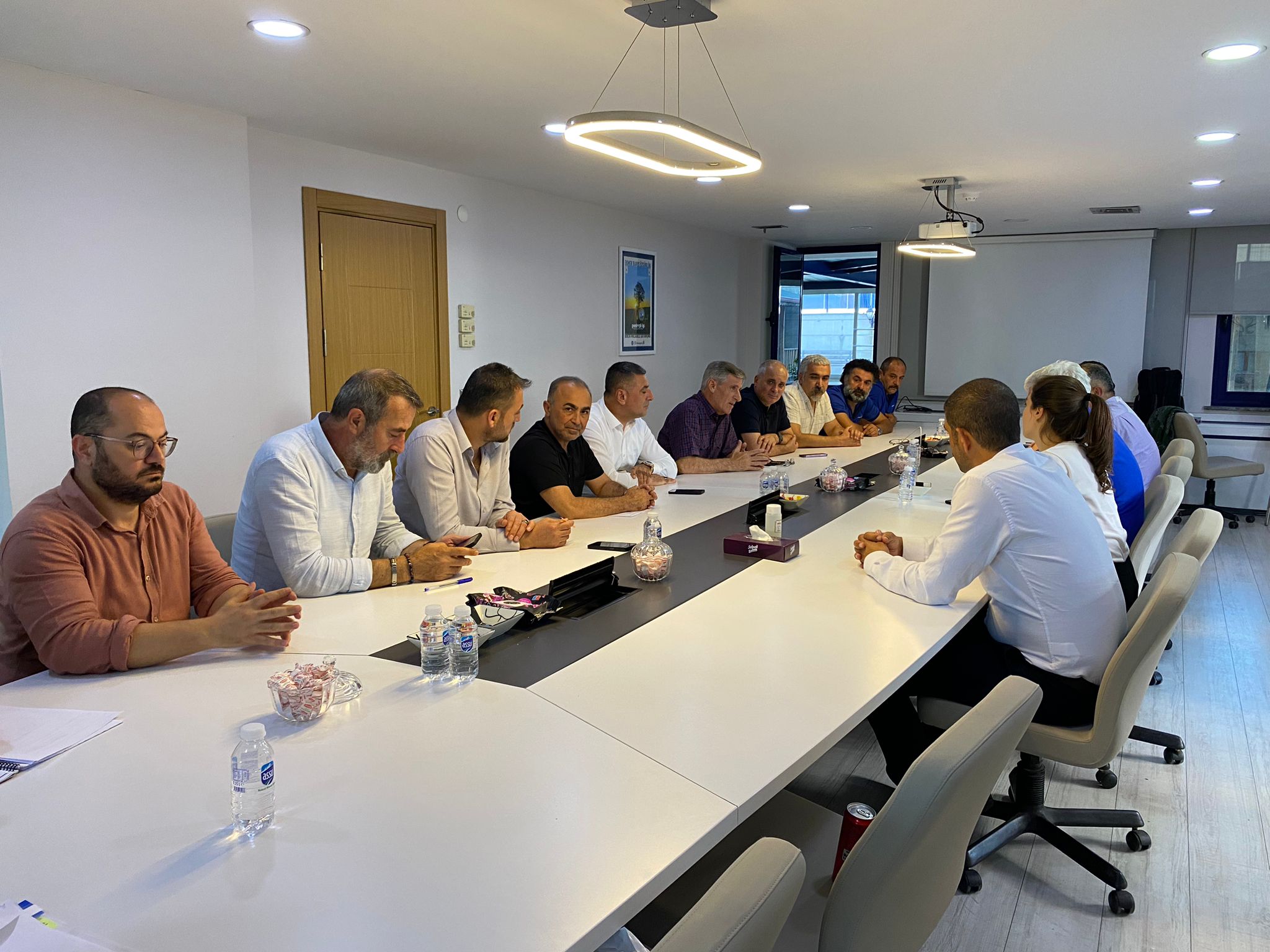 Tekno Kauçuk İşyerinde Greve Saatler Kala Anlaşma Sağlandı