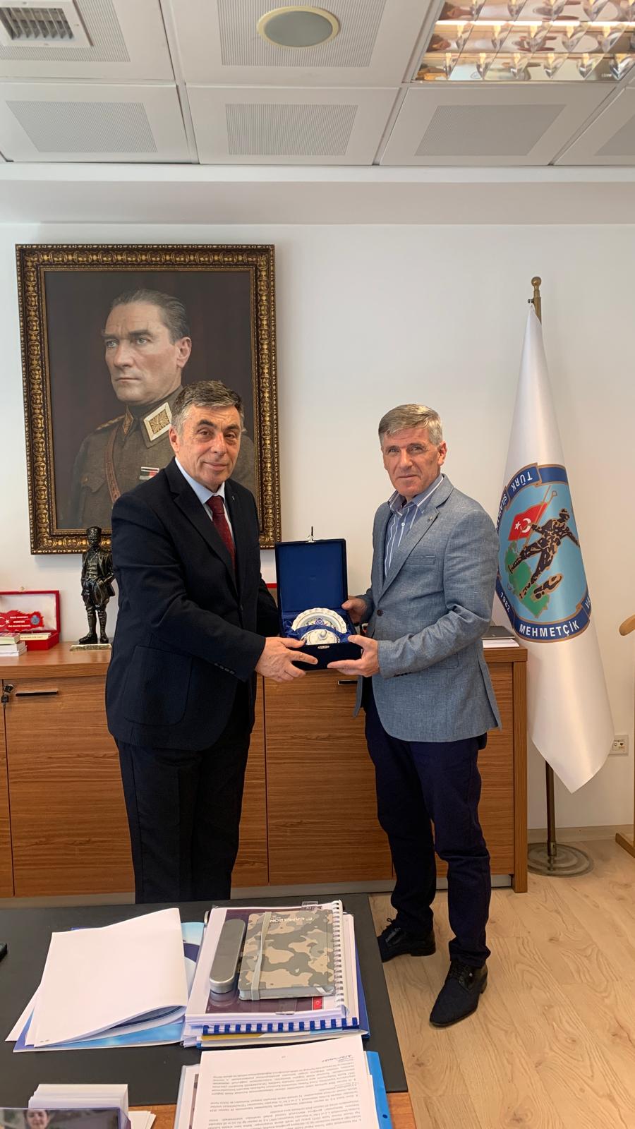 Genel Başkanımızdan Mehmetçik Vakfı Genel Müdürüne Ziyaret