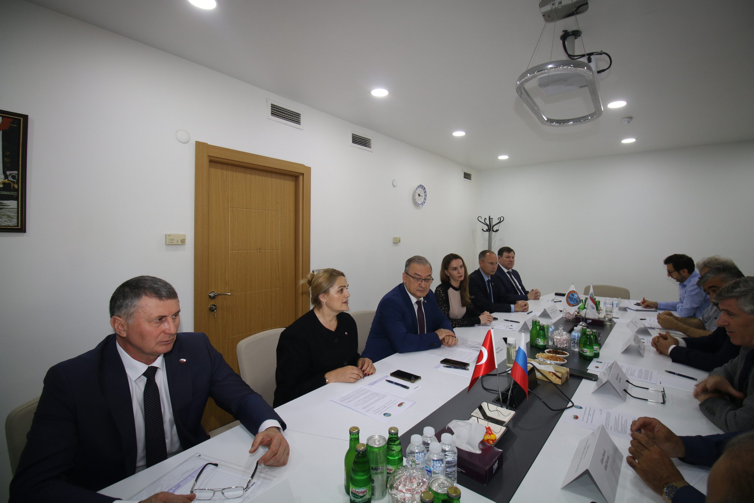 ROGWU Heyeti Petrol-İş’te