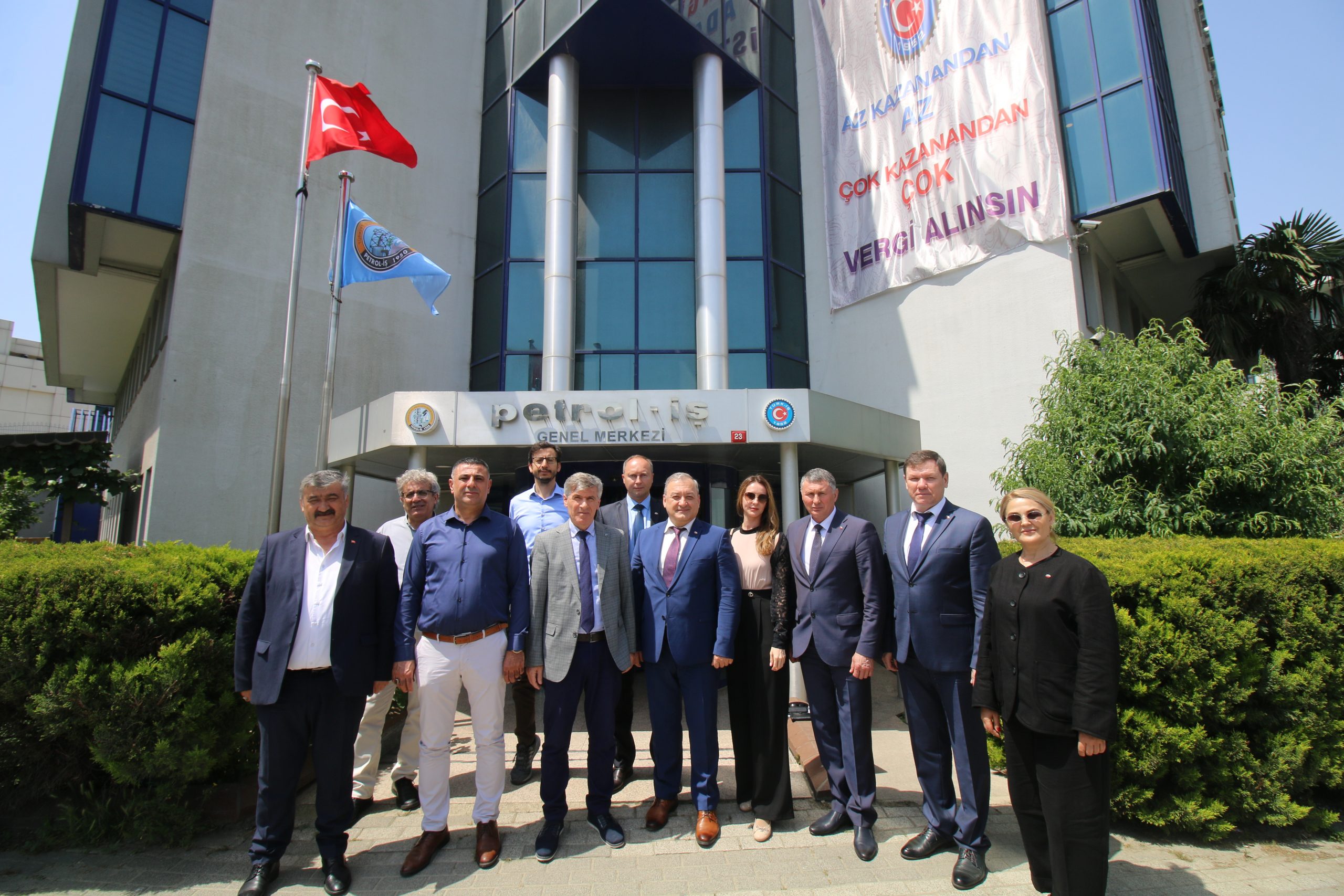 ROGWU Heyeti Petrol-İş’te