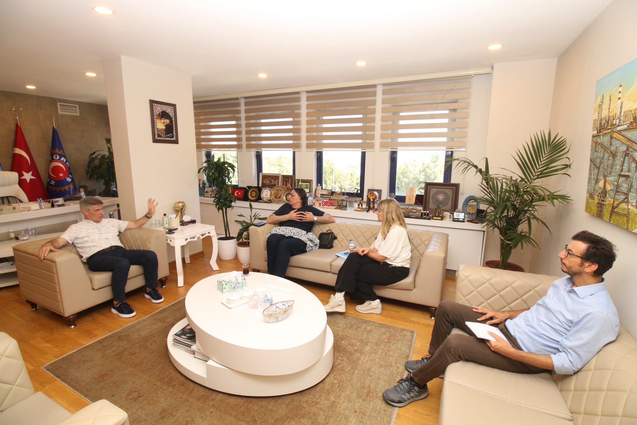 IndustriALL Genel Sekreter Yardımcısı Kemal Özkan Sendikamızı Ziyaret Etti