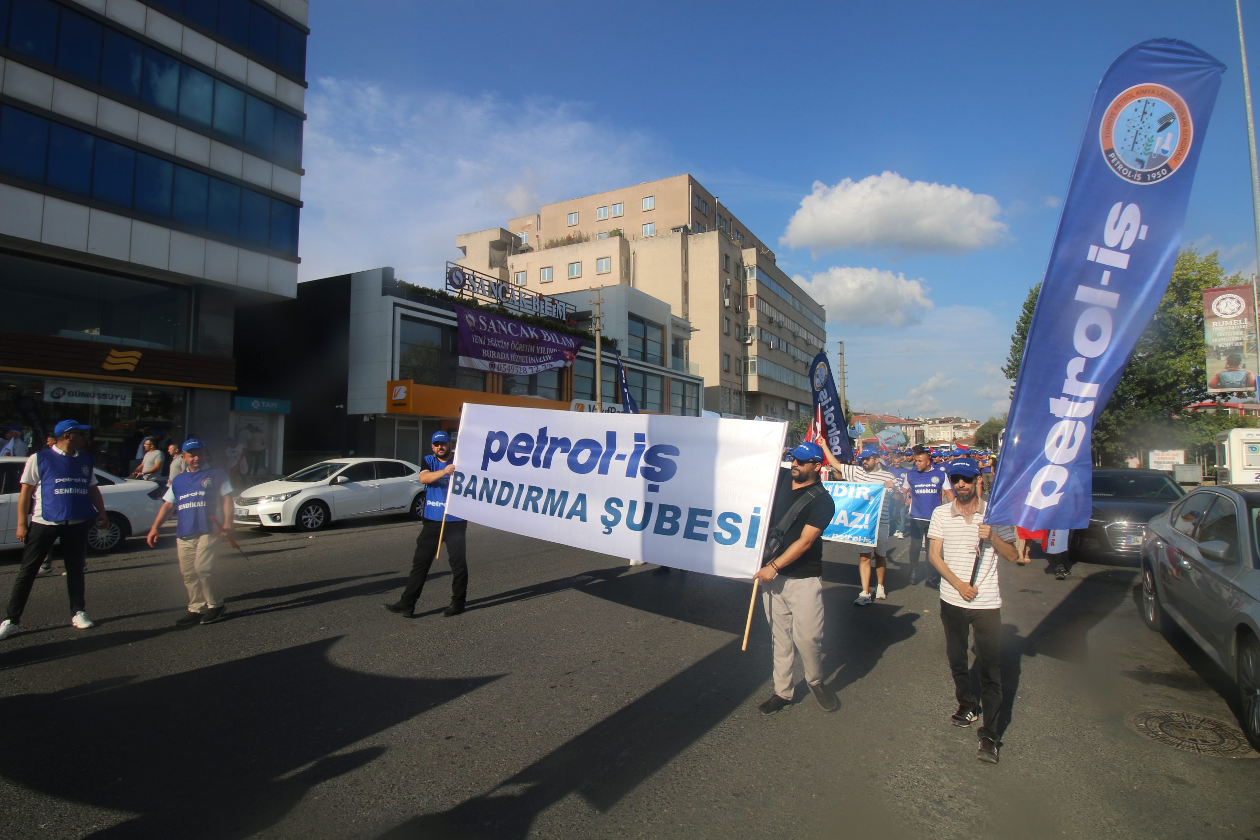 “ZORDAYIZ GEÇİNEMİYORUZ” MEYDAN MİTİNGLERİNİN İLKİ ÇERKEZKÖY’DE YAPILDI