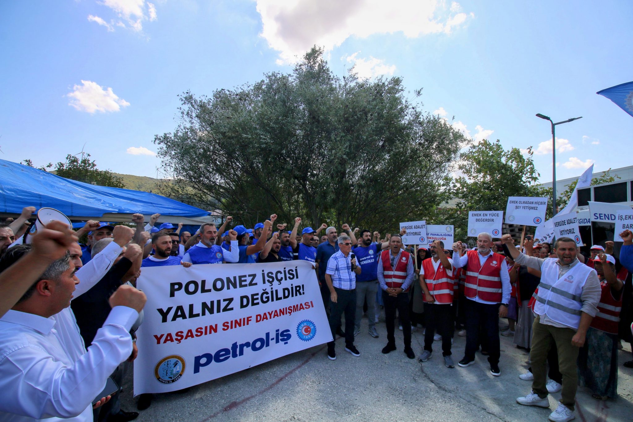 Petrol-İş’ten Polonez Direnişine Ziyaret