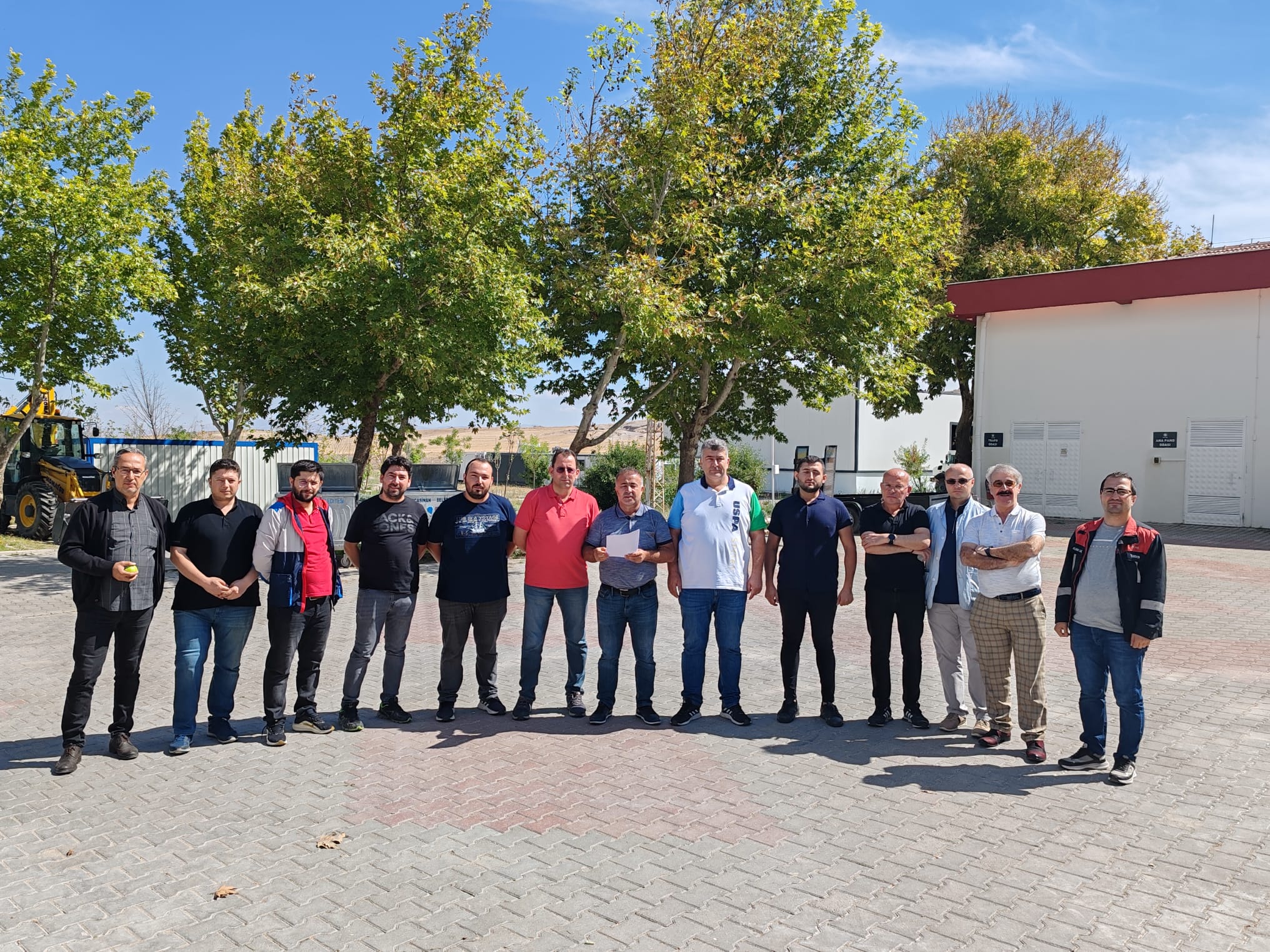 Kırıkkale Şubemiz Örgütlü Olduğu İşyerlerinde Basın Açıklaması Yaptı