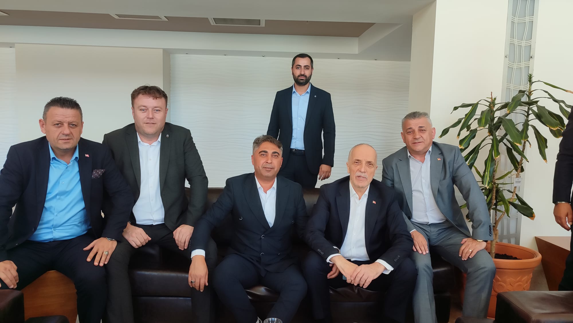 Türk-İş Eğitim Semineri Başladı