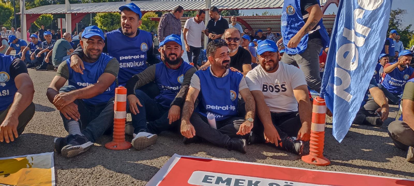 Batman Şubemiz Örgütlü Olduğu İşyerlerinde Basın Açıklaması Yaptı