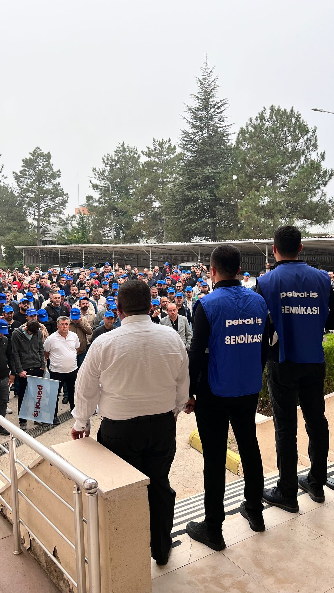 Kırıkkale Şubemiz Örgütlü Olduğu İşyerlerinde Basın Açıklaması Yaptı