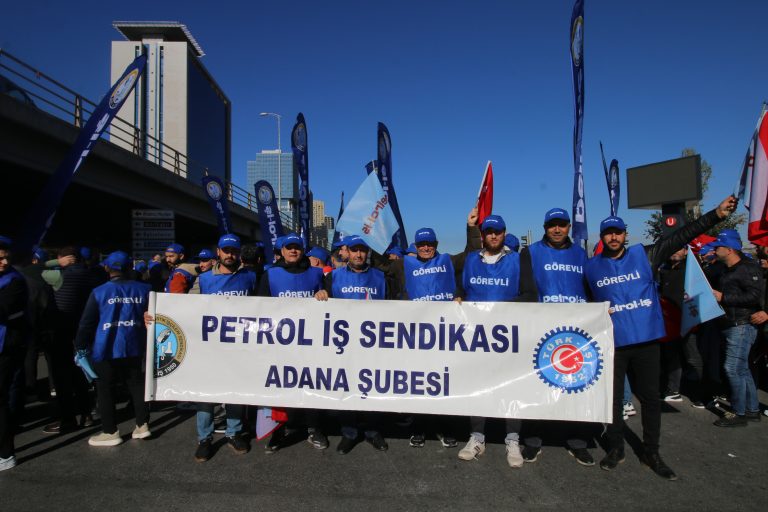 “ZORDAYIZ GEÇİNEMİYORUZ” EMEK BULUŞMASI ANKARA’DA GERÇEKLEŞTİRİLDİ