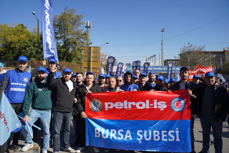 “ZORDAYIZ GEÇİNEMİYORUZ” EMEK BULUŞMASI ANKARA’DA GERÇEKLEŞTİRİLDİ