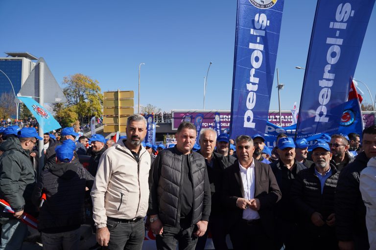 “ZORDAYIZ GEÇİNEMİYORUZ” EMEK BULUŞMASI ANKARA’DA GERÇEKLEŞTİRİLDİ