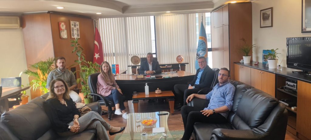 Faurecia Yönetiminden Bursa Şubemize Hayırlı Olsun Ziyareti