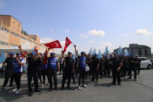 As Plastik İşçisi Dayanışmaya Çağırıyor