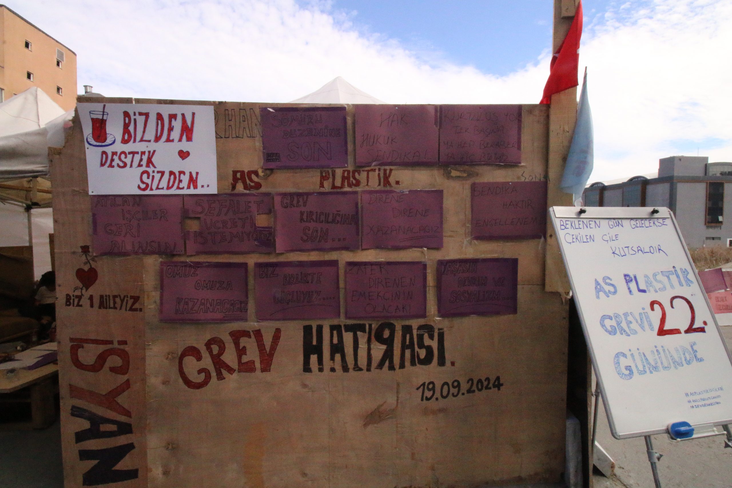 Grevin 22. Gününde As Plastik’te Basın Açıklaması Yapıldı